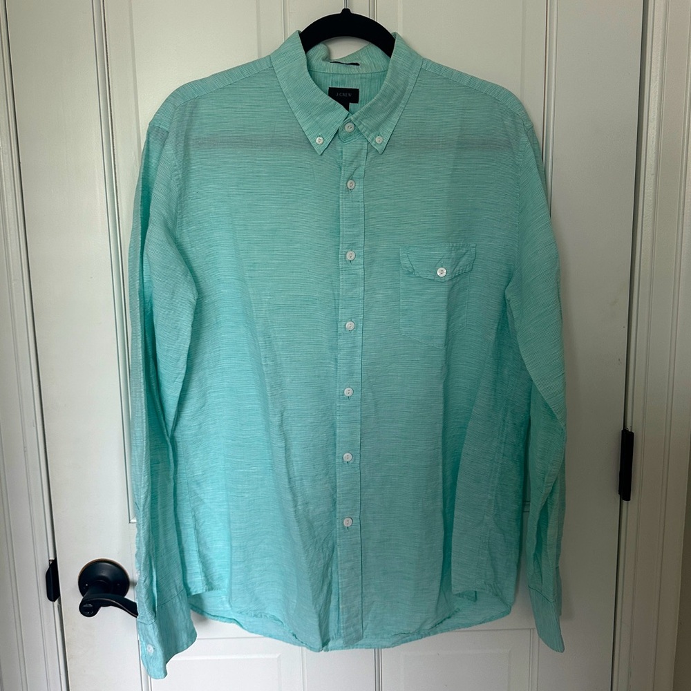 Men’s J Crew Button Down in Teal, size Large